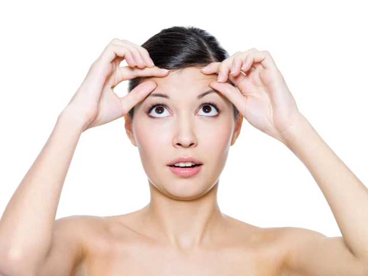 Ce presupune corectarea ridurilor cu botox?