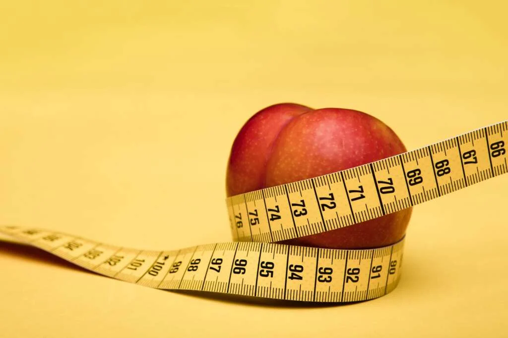 motive pentru care sa apelezi la implant fesier