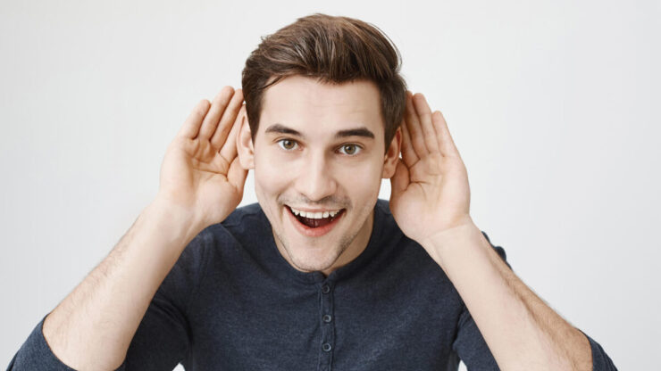 Urechi clăpăuge: un complex de care poți scăpa cu otoplastie